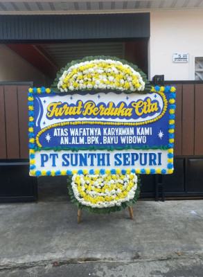 Papan Bunga Duka di Kencana