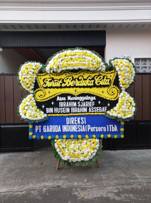 Papan Bunga Duka di Kencana