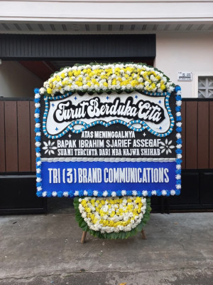 Papan Bunga Duka di Kencana